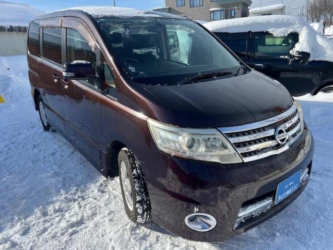 セレナハイウェイスター 4WD 2000 5Dr