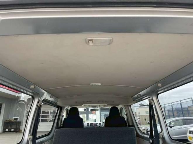 ハイエースバン3.0 DX ロング GLパッケージ ディーゼルターボ 4WD　(レジアスエース) 3000