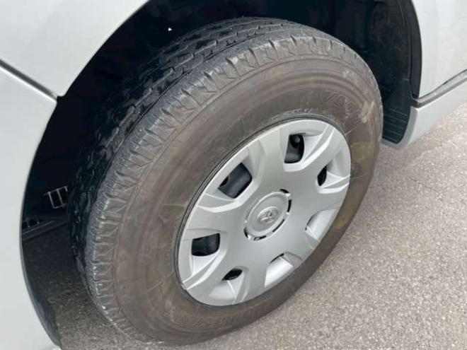 ハイエースバン3.0 DX ロング GLパッケージ ディーゼルターボ 4WD　(レジアスエース) 3000