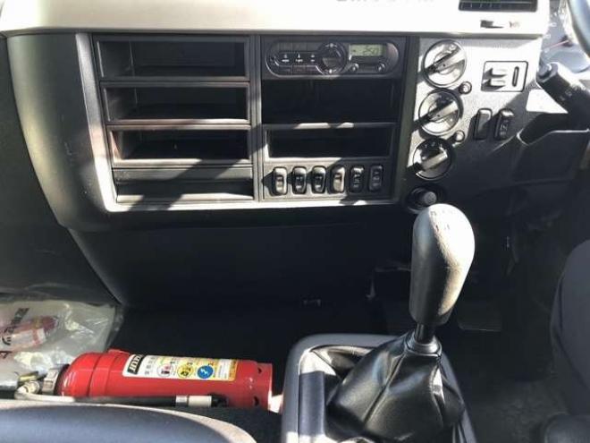 ファイター平ボディ幌付　2KG-FK61F　 2WD 7540