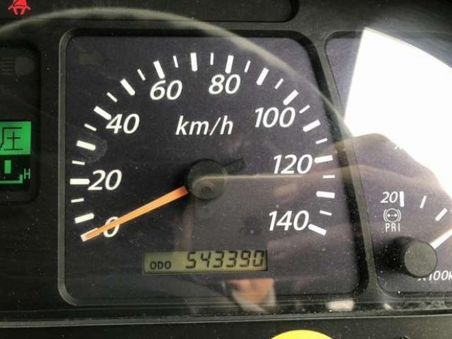 ギガ粉粒体運搬車 QKG-CYY77A 極東開発工業　 2WD 9830