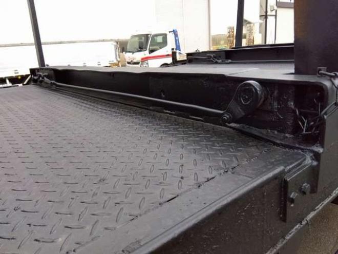 ギガ平ボディ(原木運搬車)　PDG-CYZ52V8　 2WD 15680