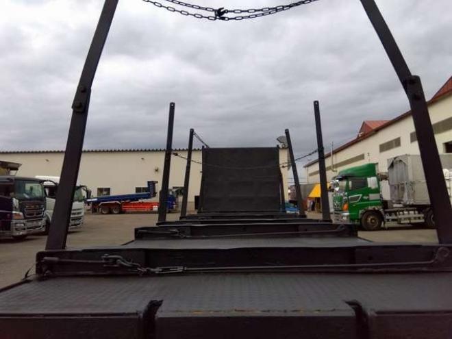 ギガ平ボディ(原木運搬車)　PDG-CYZ52V8　 2WD 15680