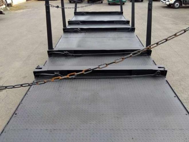 ギガ平ボディ(原木運搬車)　PDG-CYZ52V8　 2WD 15680