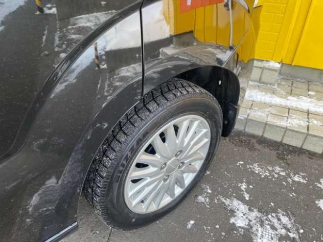 N-BOXスラッシュ X ターボパッケージ 4WD　1年走行距離無制限保証付/Bluetooth/純正8インチナビ・フルセグTV/バックカメラ/ETC/冬タイヤ装着/純正アルミホイール夏タイヤ付き/LEDフォグ/HIDヘッドライト/ステアリングヒーター/シートヒータ/法定整備/修復歴無 660