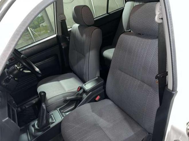 コンフォート元教習車ガソリンデラックス　5MT!検新規(2年付)市内コ・ミ・コ・ミ 2WD 2000