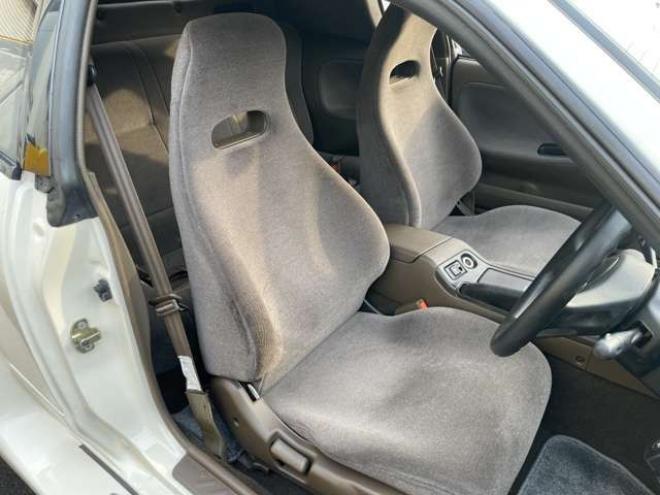 ラセードベースグレード　検)9年5月・市内コ・ミ・コ・ミ 2WD 1800