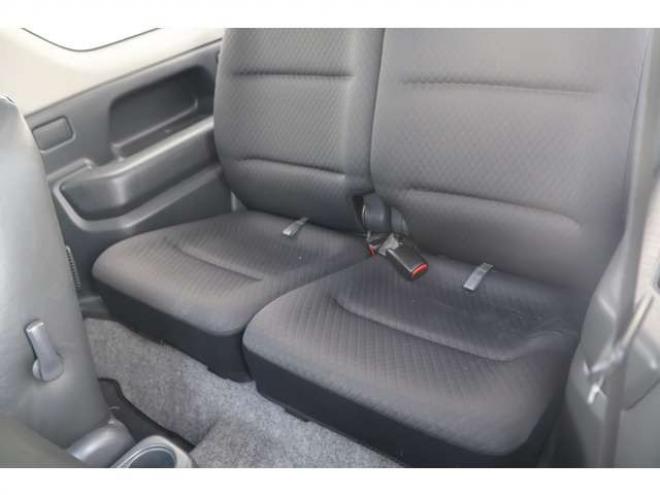 ジムニーランドベンチャー 4WD　検2年　スタッドレスタイヤ　自社　ローンカノウ 660