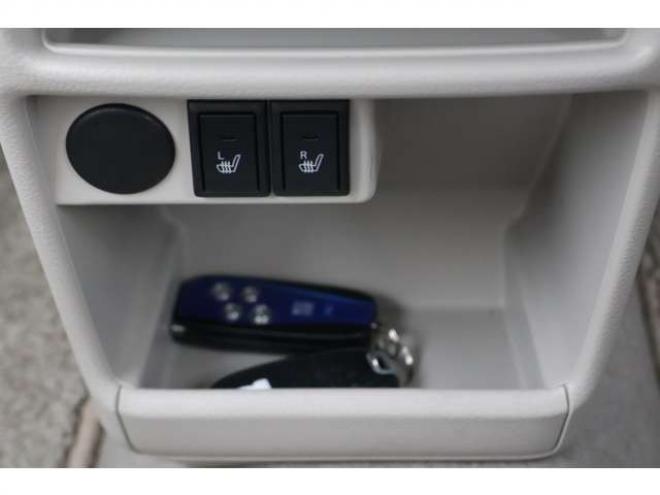 ラパンS 4WD　検R8/4　レーダーブレーキ　スターター　ETC　スマートキー　寒冷地仕様　シートヒーター　社外ホイール 660