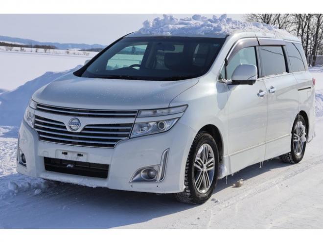 エルグランド2.5 250ハイウェイスター 4WD　検2年　ETC　アラウンドビューモニター　ブルートゥース　自社　ローンカノウ 2500