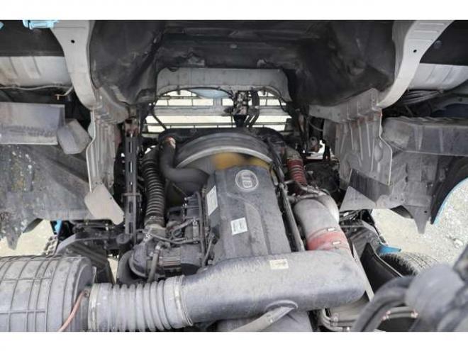 クオントラクタヘッド　検R8/2　本州仕入 2WD 11000