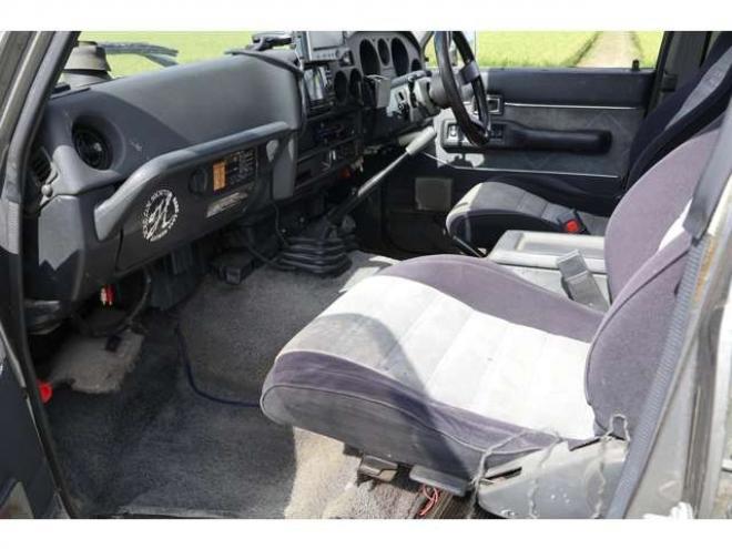 ランドクルーザー60 4.0 VX ハイルーフ ディーゼルターボ 4WD　検1年　電動ウィンチ　MT　ディーゼルターボ 4000