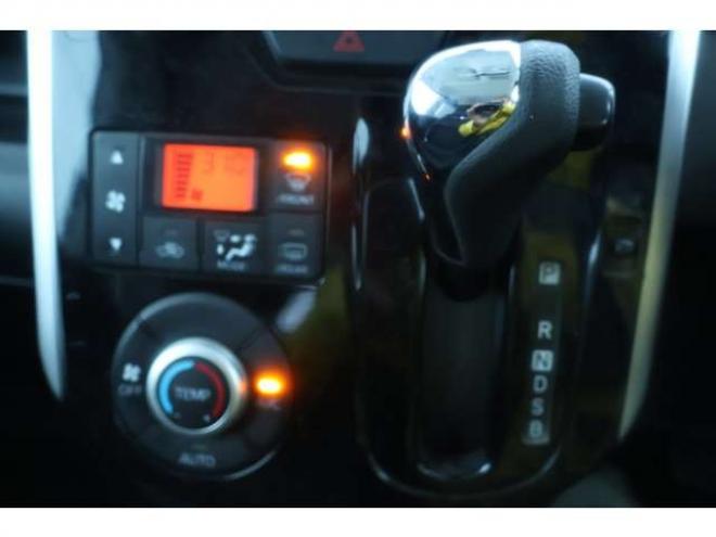 タントカスタム X SA 4WD　検2年　社外ナビ　スマートアシスト　TV　自社　ローンカノウ 660