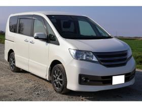 セレナ　2.0 ライダー ブラックライン 4WD　検R8/2　自社　ローンカノウ　両電スラ 2000