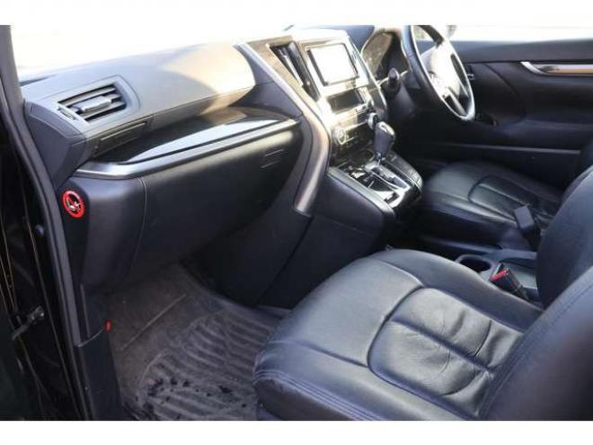 ヴェルファイア2.5 Z 4WD　検2年　社外ナビ 2500