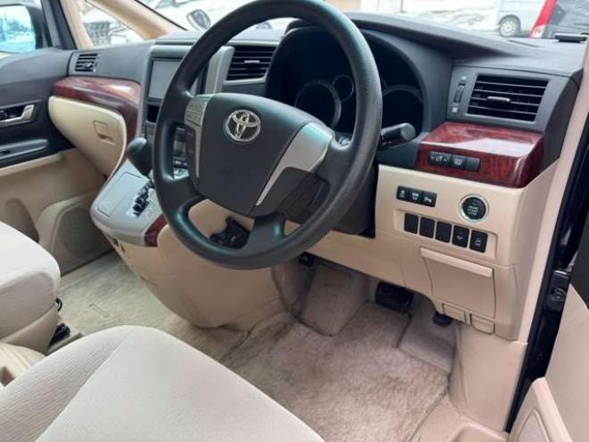 ヴェルファイア2.4 X 4WD　夏冬タイヤ　ナビ　TV　Bカメラ　Bluetooth　Pスライド　Egスターター 2400