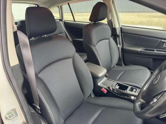 インプレッサスポーツ 2.0 i アイサイト 4WD　ナビ　TV　Bカメラ　Egスターター　夏冬タイヤ 2000