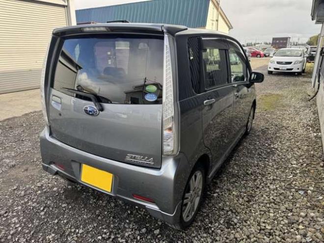 ステラカスタムRS 4WD　ナビ　TV　Bluetooth　HID 660