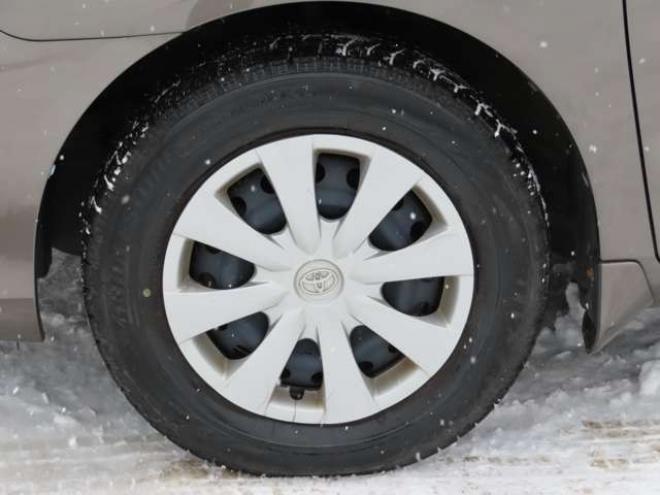 カローラフィールダー1.5 X HIDリミテッド 4WD　夏冬タイヤ付き・ナビ・TV・ETC 1500