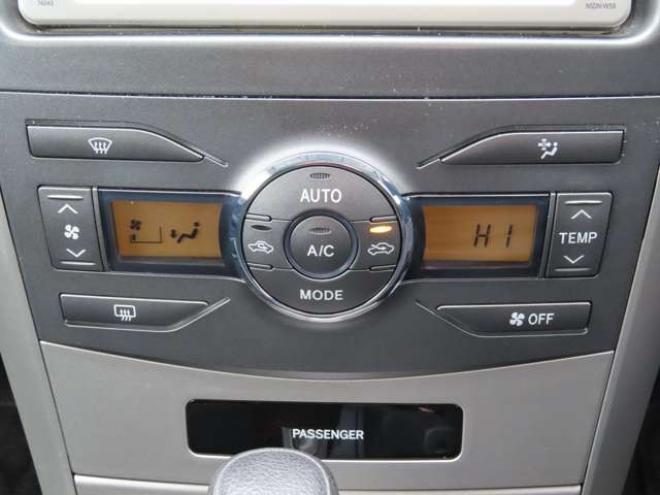 カローラフィールダー1.5 X HIDリミテッド 4WD　夏冬タイヤ付き・ナビ・TV・ETC 1500