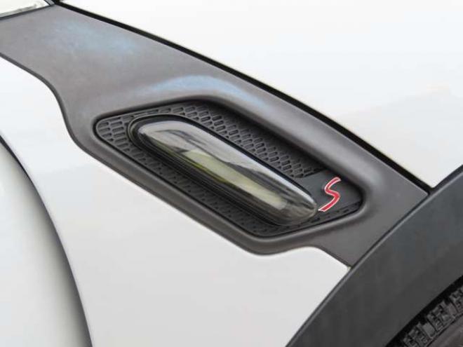 ミニクロスオーバー クーパーS オール4　HID・ETC・スタッドレス・ポリマーコーティング 正規輸入車 4WD 1600