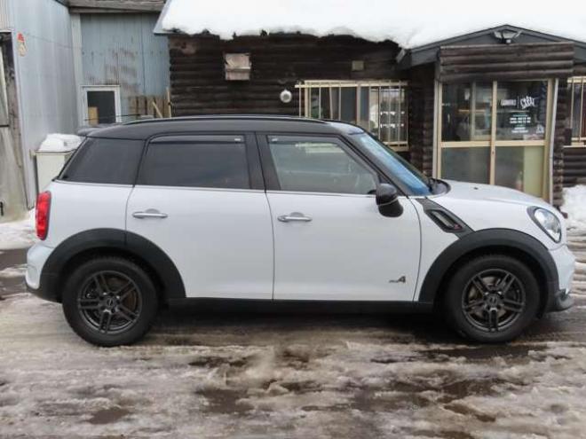 ミニクロスオーバー クーパーS オール4　HID・ETC・スタッドレス・ポリマーコーティング 正規輸入車 4WD 1600