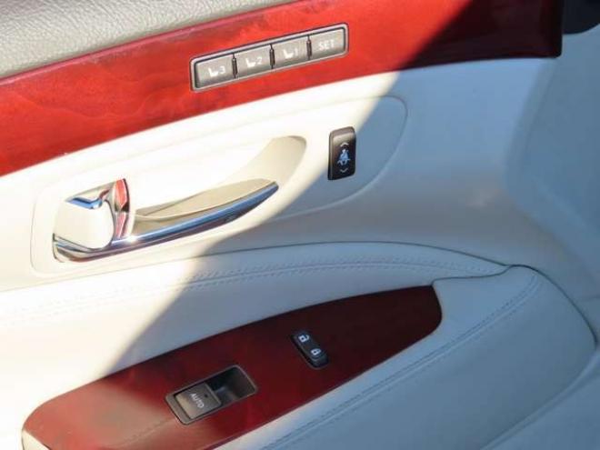 レクサスLSハイブリッド 600h バージョンS Iパッケージ 4WD　 5000