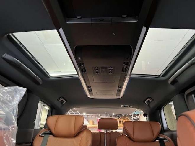 ヴェルファイアハイブリッド 2.5 Zプレミア E-Four 4WD　屋内保管・ワンオーナー・ブラウンレザー 登録済未使用車 2500