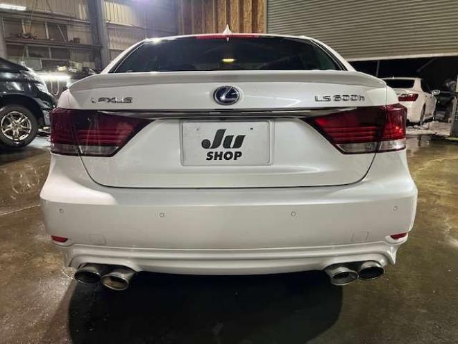 レクサスLSハイブリッド 600h バージョンC Iパッケージ 4WD　WALD&モデリスタエアロ・左右出しマフラー・20インチAW・エアサスコントローラー・ブラックレザー・パワートランク・純正HDDナビ・バックモニター・純正エンジンスターター・カードキー 5000