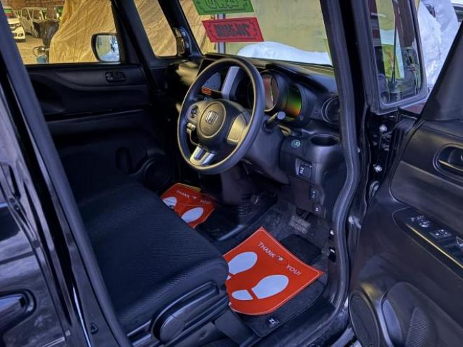 N-BOX（店長おすすめコミコミ車）G Lパッケージ 4WD 660 5Dr