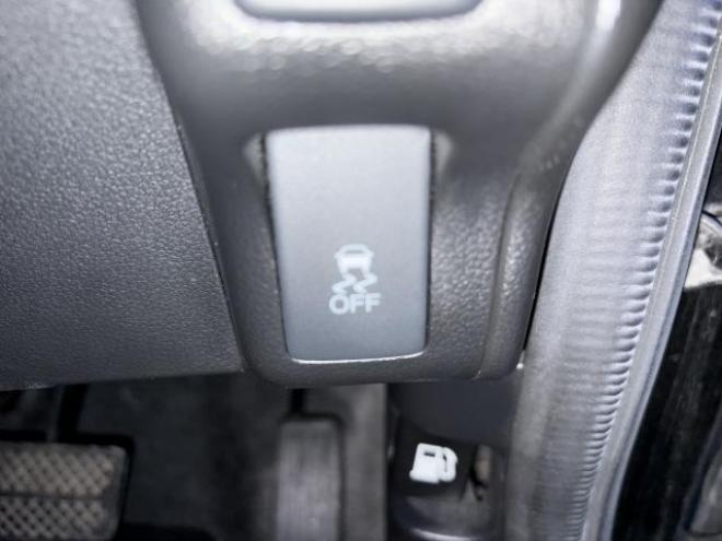 N-BOX（店長おすすめコミコミ車）G Lパッケージ 4WD 660 5Dr