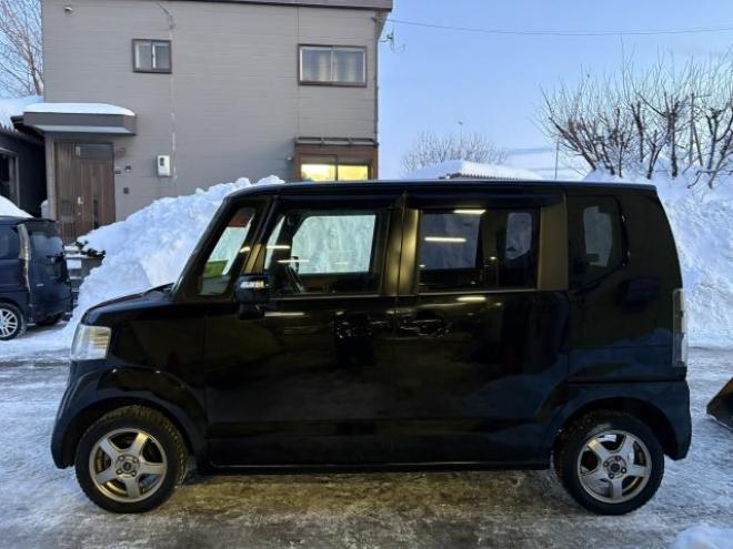 N-BOX（店長おすすめコミコミ車）G Lパッケージ 4WD 660 5Dr