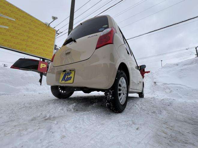 アルトALTO 4WD F 禁煙車　管理車両　寒冷地　４速オートマキーレス　アルミホイル　新品スタットレスタイヤ　DVDデスプレイオーディオ　キーレス　2検　エンジンオイル交換・オイルエレメント交換　エンスタ 4WD 660 5Dr