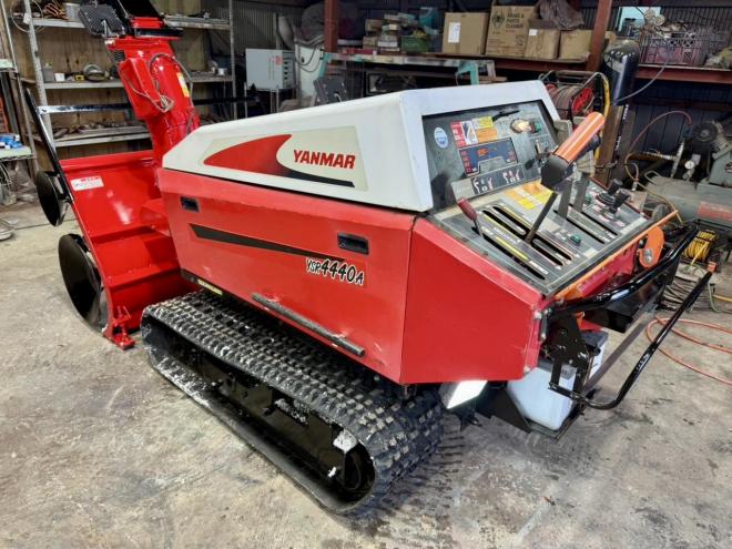 除雪機ヤンマー YSR4440A 超大型44馬力ディーゼル除雪機 毎年整備