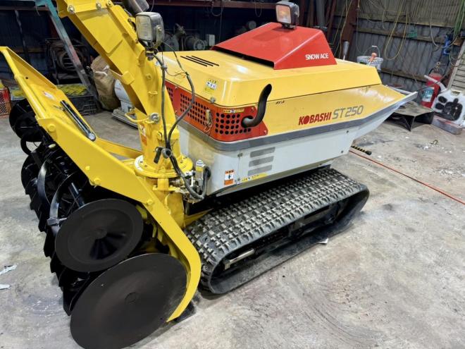 除雪機状態良好！コバシ ST250 25馬力 大型ディーゼル 2段オーガ 大雪対策に