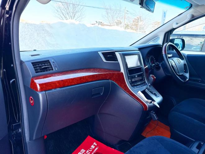 ヴェルファイア2.4ZプラチナセレクションⅡ 4WD　ローンが不安な方＜優遇ローン＞本州仕入　寒冷地仕様　 アルパインHDDナビ　両側パワースライド　19AW 4WD 2400 ５Dr