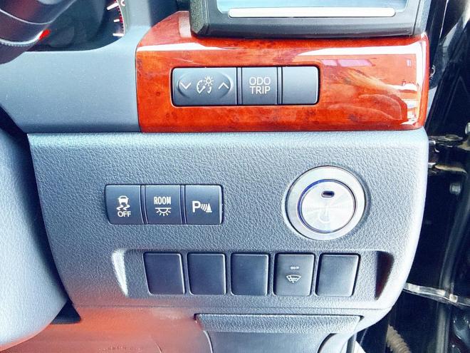 ヴェルファイア2.4ZプラチナセレクションⅡ 4WD　ローンが不安な方＜優遇ローン＞本州仕入　寒冷地仕様　 アルパインHDDナビ　両側パワースライド　19AW 4WD 2400 ５Dr