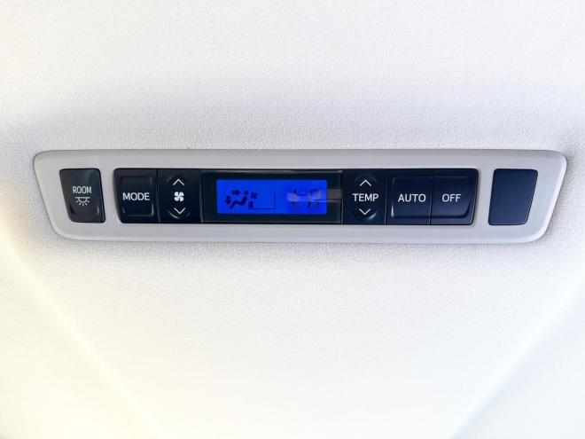 ヴェルファイア2.4ZプラチナセレクションⅡ 4WD　ローンが不安な方＜優遇ローン＞本州仕入　寒冷地仕様　 アルパインHDDナビ　両側パワースライド　19AW 4WD 2400 ５Dr