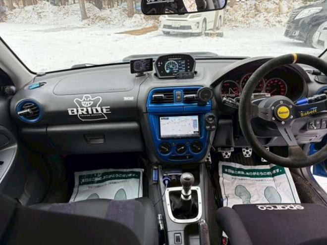 インプレッサSTI 2.0 WRX スペックC リミテッド 4WD　ETC パワーウィンドウ　社外ナビ　社外アルミホイール　ヴォルテックスアンダーカバー　GTウィング　社外フロントバンパー　ルーフエアインテーク 2000