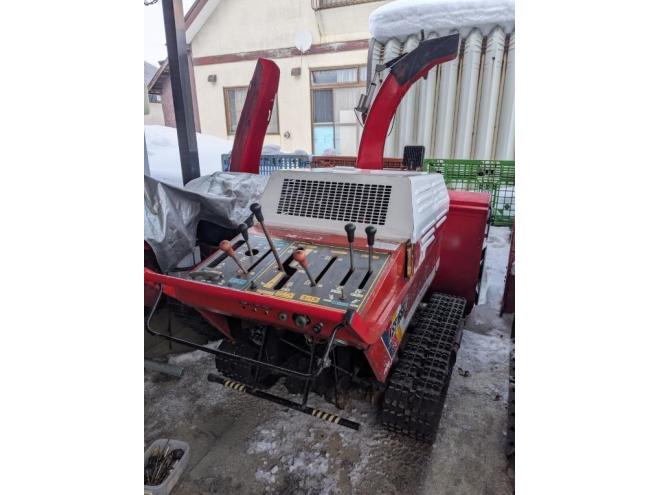 除雪機コマツ　KSS16SD2　１６馬力　ディーゼル　HST　（コバシOEM）