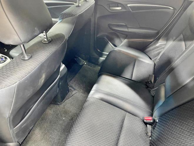 フィット1.5ハイブリッドLパッケージ 4WD 5年保証 スマキー ナビ Bカメ クルコン 寒冷地仕様 禁煙 車検整備2年付 修復歴無