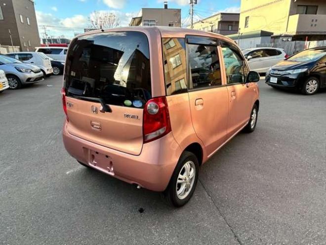 ライフパステル 4WD　バックモニター　アルミホイール　スマートキー　ライトレベライザー 660