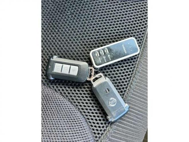 デイズルークスハイウェイスターX Gパッケージ 4WD　ナビフルセグTV　バックモニター　エンジンスターター　　　インテリジェントキー　パワースライドドア 660