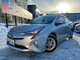 プリウス　1.8 S E-Four 4WD　ナビ　TVバックモニター 1800