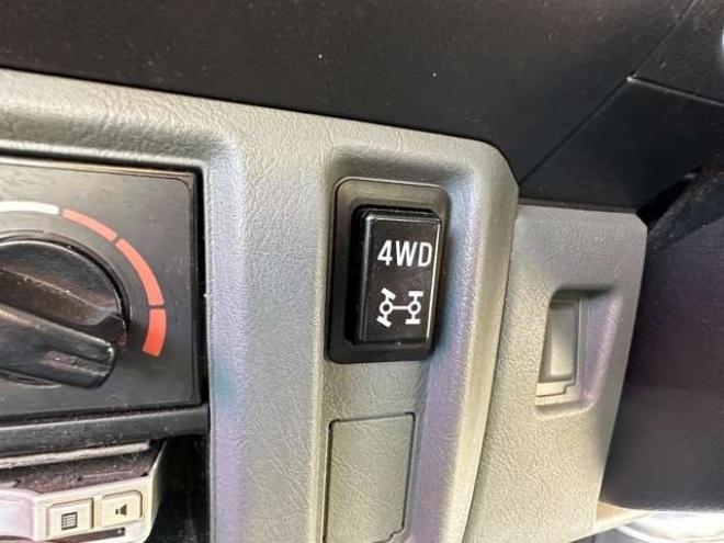 NV100クリッパーDX 4WD　 660