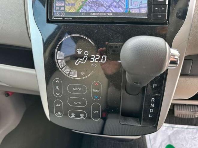 デイズX 4WD　Bluetooth　地デジ　プッシュスタート　アイドリングストップ　シートヒーター　衝突軽減ブレーキ　横滑り防止装置　アランドビューモニター　バックモニター 660