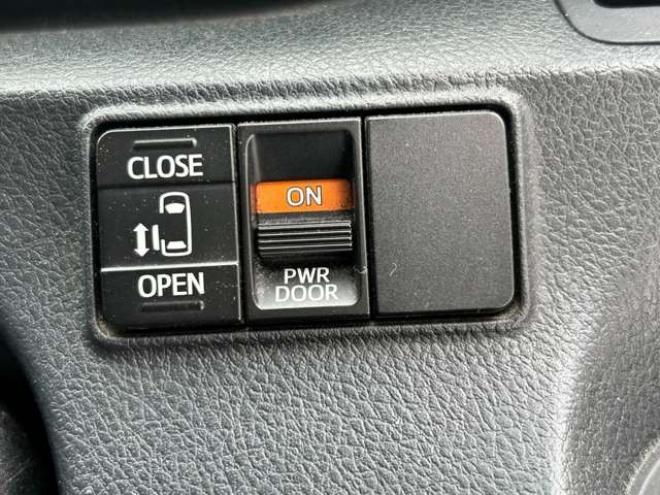 シエンタ1.5 X 4WD　ナビバックモニターフルセグTV　パワースライドドア　ETC　ワンオーナー　衝撃緩和ヘッドレスト 1500