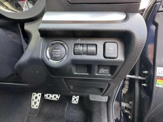 インプレッサG4 2.0 i-S 4WD　ワンオーナー　HDDナビ　Bluetooth 2000