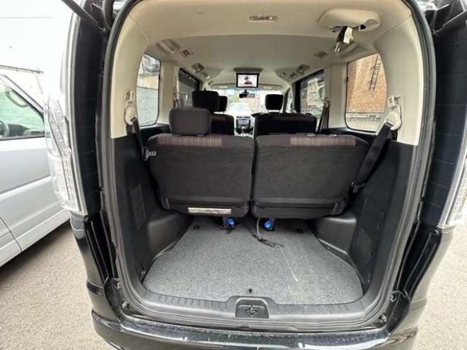 セレナ2.0 ハイウェイスター 4WD　左側パワースライドドア　Bluetooth 2000