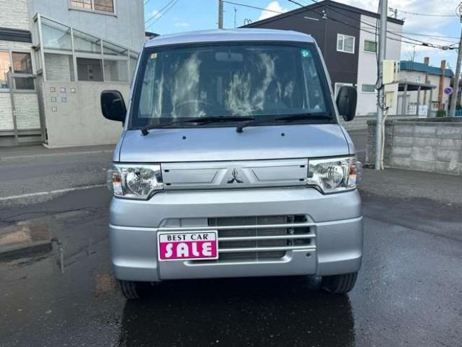 ミニキャブバン CD ハイルーフ 4WD　4WD切替スイッチ　FM/AMラジオ 660